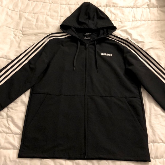 NWT Adidas Men's Essentials 3-stripes Woven Windbreaker Size Medium Black - Picture 1 of 5